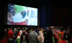 سینماها دوباره فوتبالی می شود/ نمایش بازی ایران و قطر در سینماهای کشور