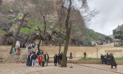 بازدید ۴۲۰ هزار گردشگر نوروزی از جاذبه های تاریخی و طبیعی لرستان