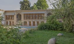 واگذاری ۱۱ بنای تاریخی لرستان به بخش خصوصی