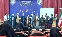 تجلیل از منتخبان همایش منطقه‌ای «امر به معروف و نهی از منکر» در لرستان
