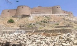 آغاز احیای دیوار هزارساله «دوازده برجی» خرم‌آباد