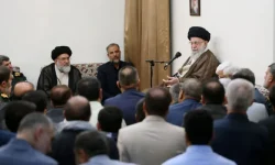 لزوم ایستادگی در مقابل جنگ روانی دشمن