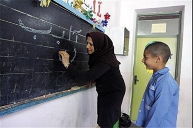 بررسی نقش مدارس در کاهش آسیب های اجتماعی
