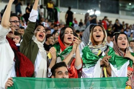 زنان و بهبود فضای فرهنگی ورزشگاه‌ها