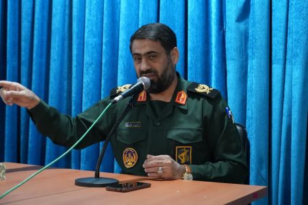 تأکید بر اقتدار جمهوری اسلامی و لزوم وحدت ملی در برابر چالش‌ها