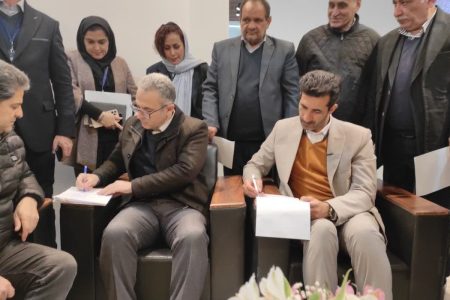 امضای تفاهم نامه گردشگری لرستان و کردستان