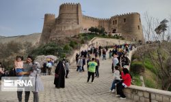 بازدید ۱۲ هزار مسافر نوروزی از جاذبه‌های تاریخی و طبیعی لرستان