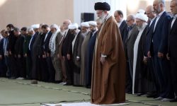 اقامه نماز عید فطر به امامت رهبر انقلاب