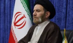 «دکتر فرید» حرفه مقدس پزشکی را با تعهد و مردم داری آمیخته است