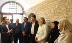بازدید معاون وزیر ارشاد از تاریخ ۱۰۰ هزار ساله لرستان