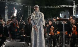 موسیقی با زندگی مردم لرستان عجین است
