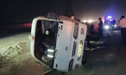 واژگونی مینی بوس در محور دورود – ازنا ۱۷ مصدوم برجا گذاشت
