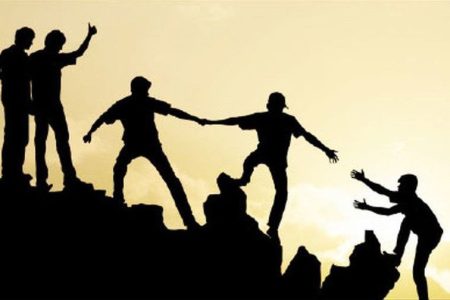 استقرار راهبردی پایدار و غیر هیجانی توام با انسجام اجتماعی
