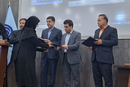 تقدیر از کارآفرینان و اساتید عرصه مهارت‌آموزی در لرستان