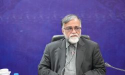 قلم‌زنان و گویندگان؛پیشگامان عرصه دفاع از هویت ملی