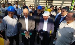 بازدید رئیس کمیسیون اقتصادی مجلس از کارخانه خودروسازی بروجرد+تصاویر