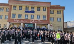 ۱۰ هزار دانش‌آموز پلدختری،تحصیل را با پیام ایثار آغاز کردند