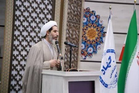 حضرت زهرا (س) اولین شهید جهاد تبیین است