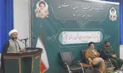 مردم لرستان پیشگام کشور در دفاع از حریم ولایت هستند