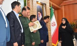 کتابخانه‌های عمومی لرستان دستگاه برتر در برپایی میز خدمت جهادی