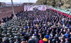 سیل جمعیت در کوهدشت برای وداع با شهید «مهدی حیدری»