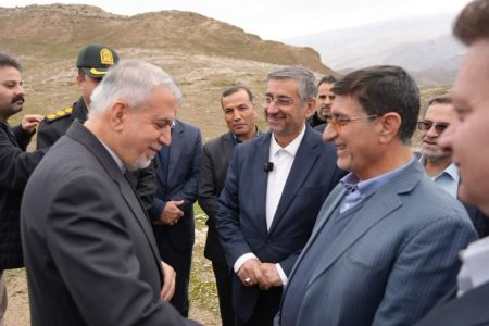 وزیر میراث‌ فرهنگی وارد پلدختر شد