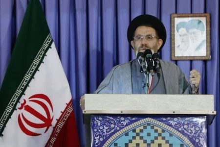 نیرو‌های مسلح ایران آماده پاسخ کوبنده به هر گونه تجاوز احتمالی دشمنان هستند