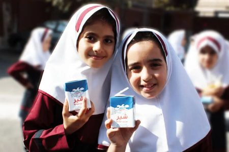 توزیع ۲ میلیون و ۷۰۰ هزار پاکت شیر در مدارس لرستان