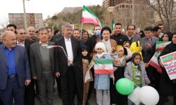 حضور نماینده ولی‌فقیه در لرستان و استاندار در راهپیمایی ۲۲ بهمن