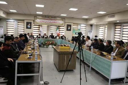 تقابل انقلاب اسلامی با استکبار،تقابل حق و باطل است