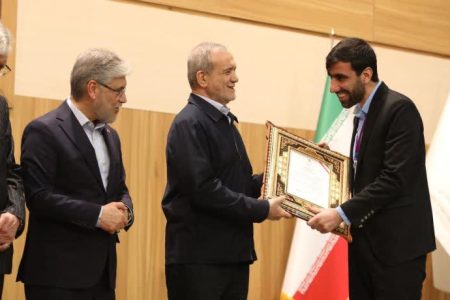 عضو هیئت علمی دانشگاه لرستان برگزیده جایزه بین المللی فارابی شد