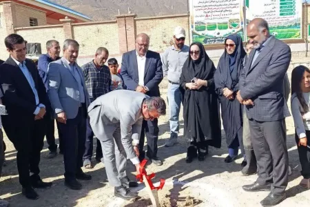 کلنگزنی زمین مینیفوتبال چمن مصنوعی روستای گوشه پل دورود