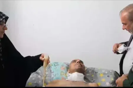 دیدار فرمانده سپاه لرستان با شهید زنده