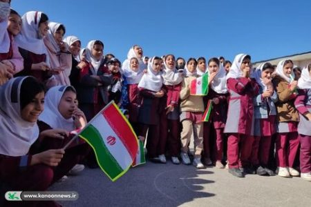 کاروان شادی “فجر انقلاب” در راه مناطق کم برخوردار لرستان