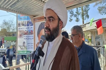 رمز پیروزی انقلاب اسلامی ایستادگی و مقاومت است