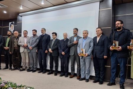 تجلیل از کارفرمایان برتر تامین اجتماعی لرستان