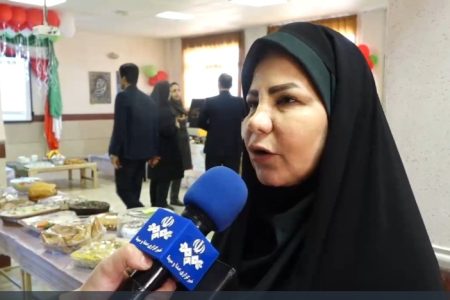 برپایی نمایشگاه و جشنواره غذا در هنرستان‌ام البنین خرم آباد