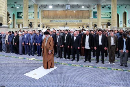 حضور ۳ شاعر برجسته لرستانی در دیدار جمعی از اهالی فرهنگ با رهبر معظم انقلاب