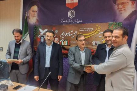 ایثارگران سرمایه‌های معنوی جامعه هستند