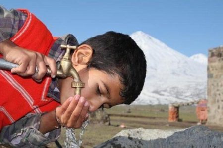 بهره مندی ۹ روستای چگنی از آب آشامیدنی سالم