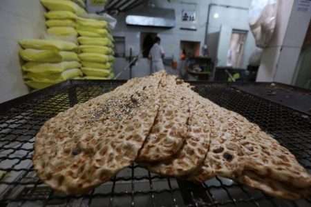 عرضه نان بی کیفیت در لرستان صدای معاون استاندار را هم در آورد