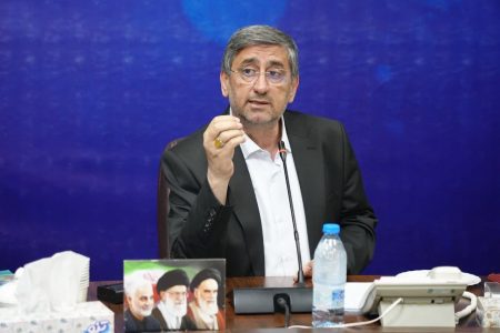 واکنش استاندار به عزل مدیرعامل هلال احمر لرستان/در حق «قدمی» جفا شد
