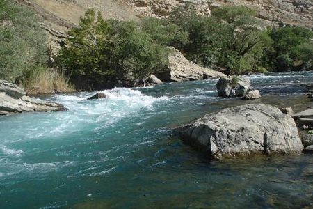 آزادی سازی بستر رودخانه «کاکارضا» از تصرف افراد سودجو
