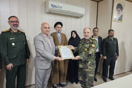 ارتش،نهادی مردمی و جهادی است