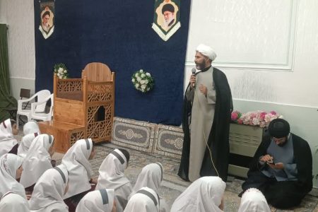 حضرت معصومه (س) بهترین الگو برای دختران مسلمان است