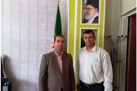 راننده خرم‌آبادی کیف یک‌ونیم میلیاردی را به صاحبش بازگرداند