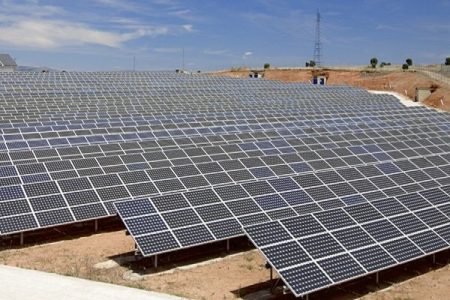 ۷ مگاوات برق ادارات باید از طریق نیروگاه‌های خورشیدی تأمین شود