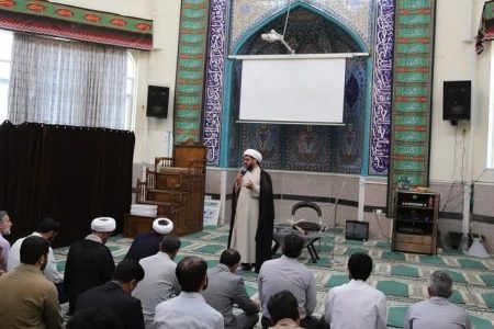 استقامت در راه خدا باعث آزادسازی خرمشهر شد