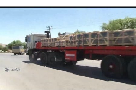 کامیون‌داران الیگودرزی در خط خدمت به مردم