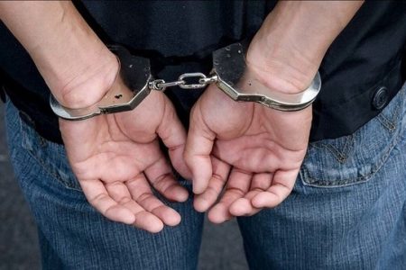 دستگیری کلاهبردار ۱۰۰ میلیاردی جعل سند در بروجرد